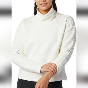 New Balance Quilted Pullover